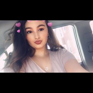 Meet your Posher, Cheyanne